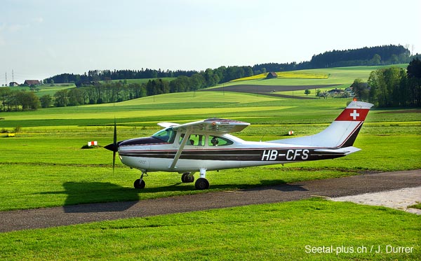 Cessna_Flugzeug_712